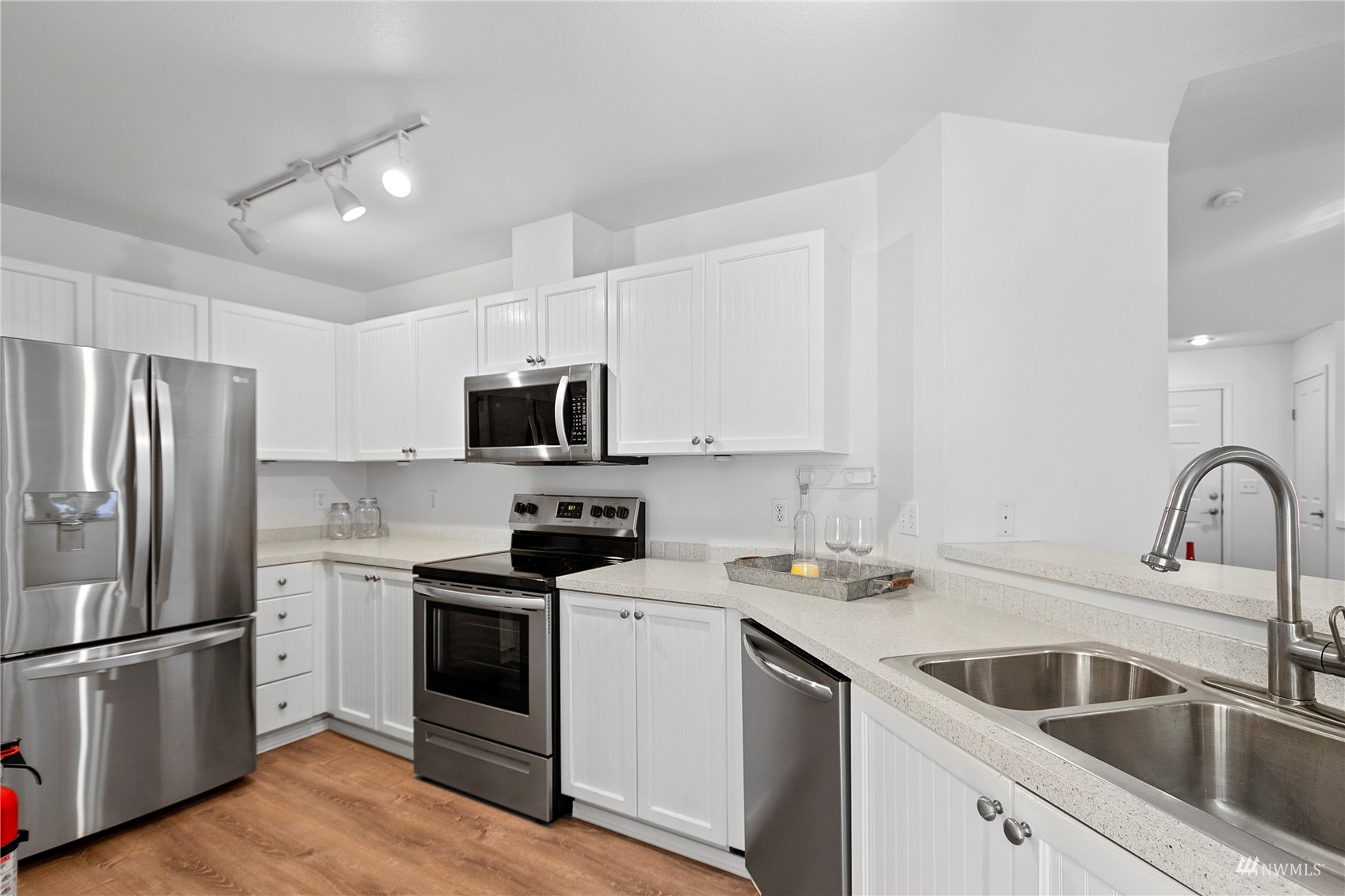 1500 South 18th Street, Unit B201 Renton, WA 98055 - Photo 9 of 29 Gallery Image 9