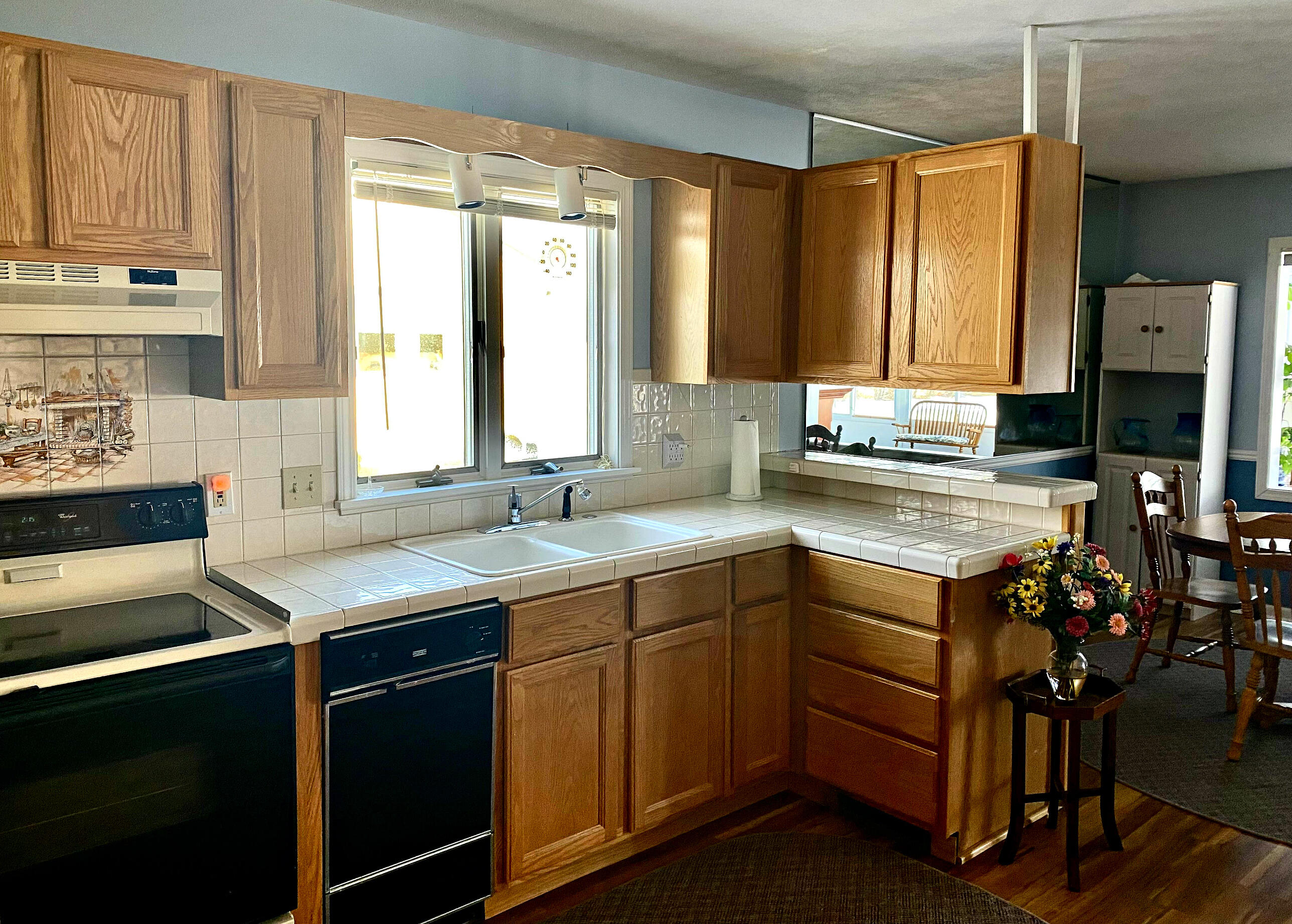 131 Riverside Drive Cheboygan, MI 49721 - Photo 5 of 10 Gallery Image 5