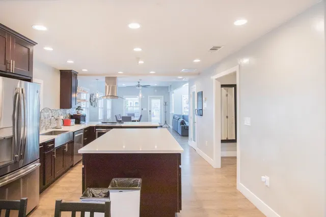 $875,000 | 4322 4th Avenue, Sacramento, CA 95817