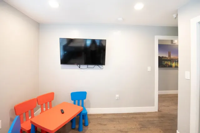 $875,000 | 4322 4th Avenue, Sacramento, CA 95817