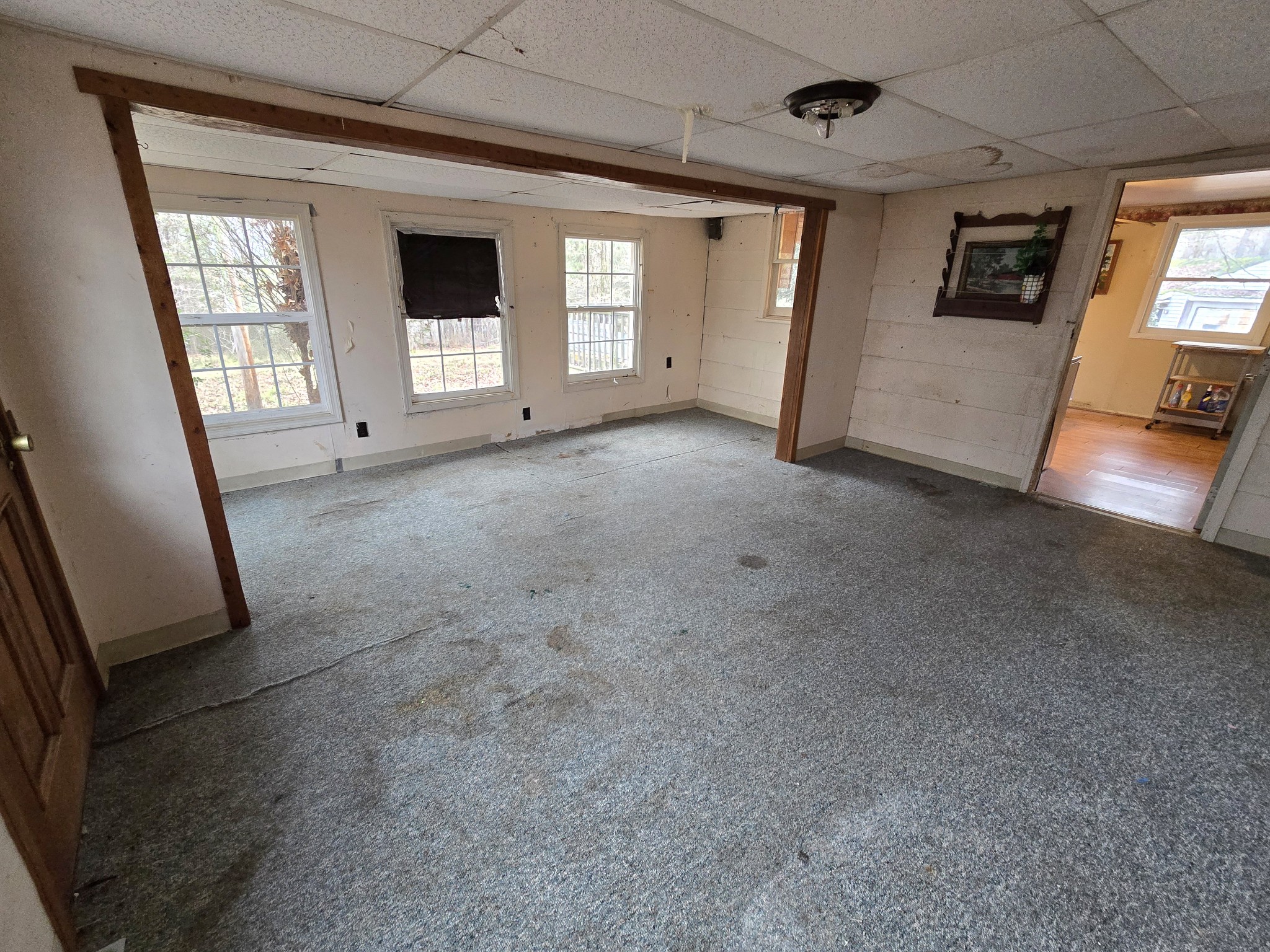 601 Anglin Ridge Road Dover, TN 37058 - Photo 12 of 30 a view of empty room with windows