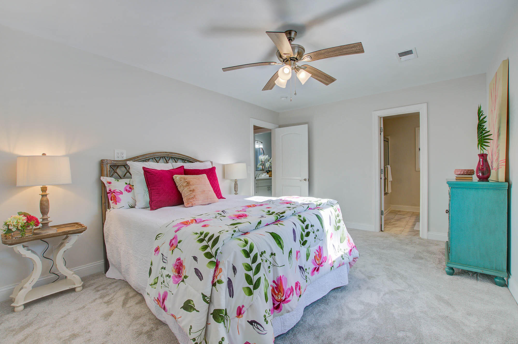 2426 Pristine View Road Charleston, SC 29414 - Photo 30 of 35 Guest suite