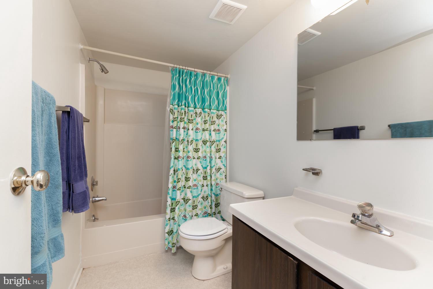 804 Raintree Lane Malvern, PA 19355 - Photo 8 of 18 Gallery Image 8