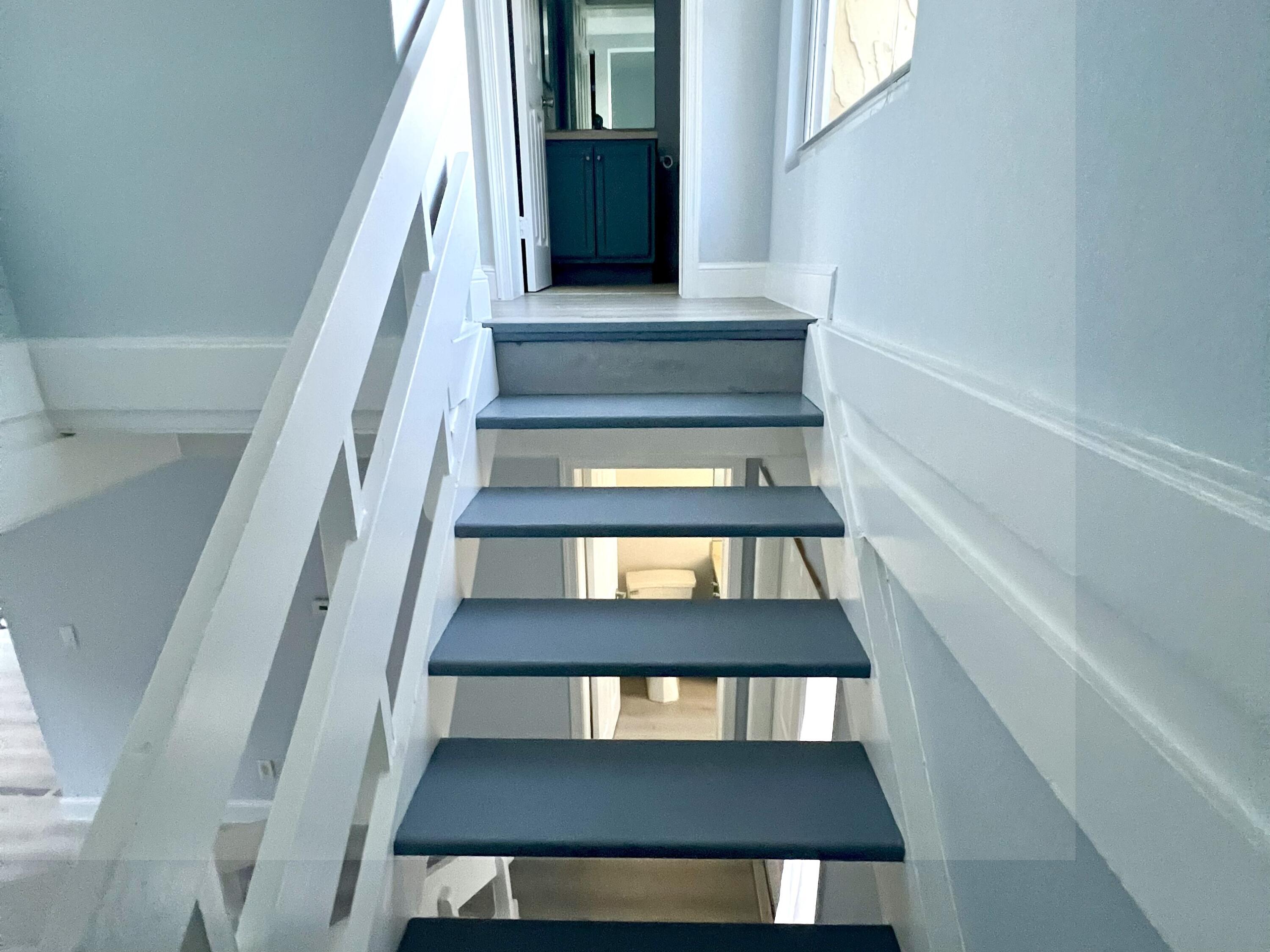 512 Southwest 1st Street Boynton Beach, FL 33435 - Photo 7 of 12 STAIRS 2ND FLOOR