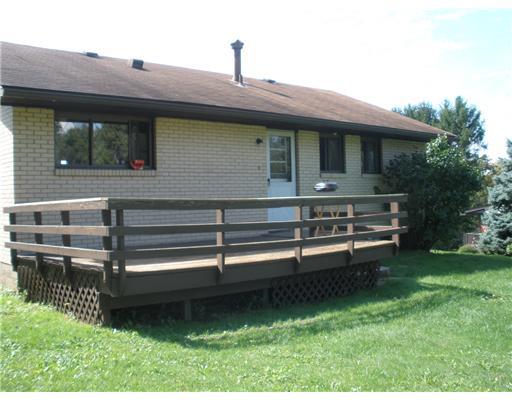 121 Ellwood Road Apollo, PA 15613 - Photo 7 of 10 Patio/Deck.