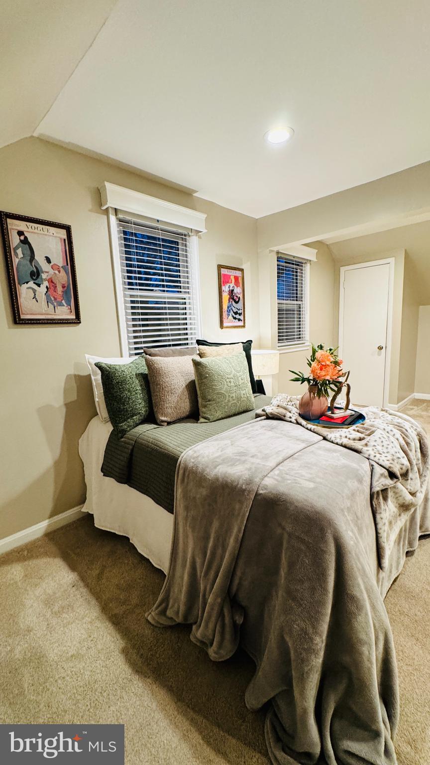 1111 Dennis Avenue Silver Spring, MD 20901 - Photo 24 of 55 Primary Bedroom