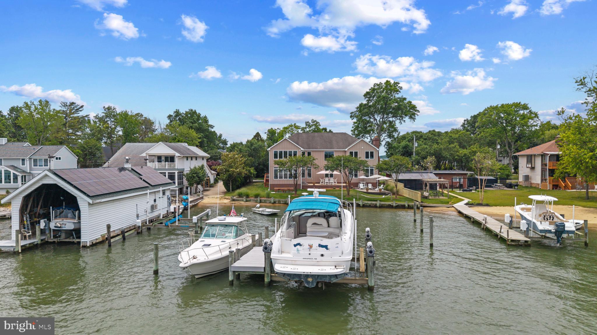 3733 Thomas Point Road Annapolis, MD 21403 - Photo 2 of 46 Private pier with boat lift