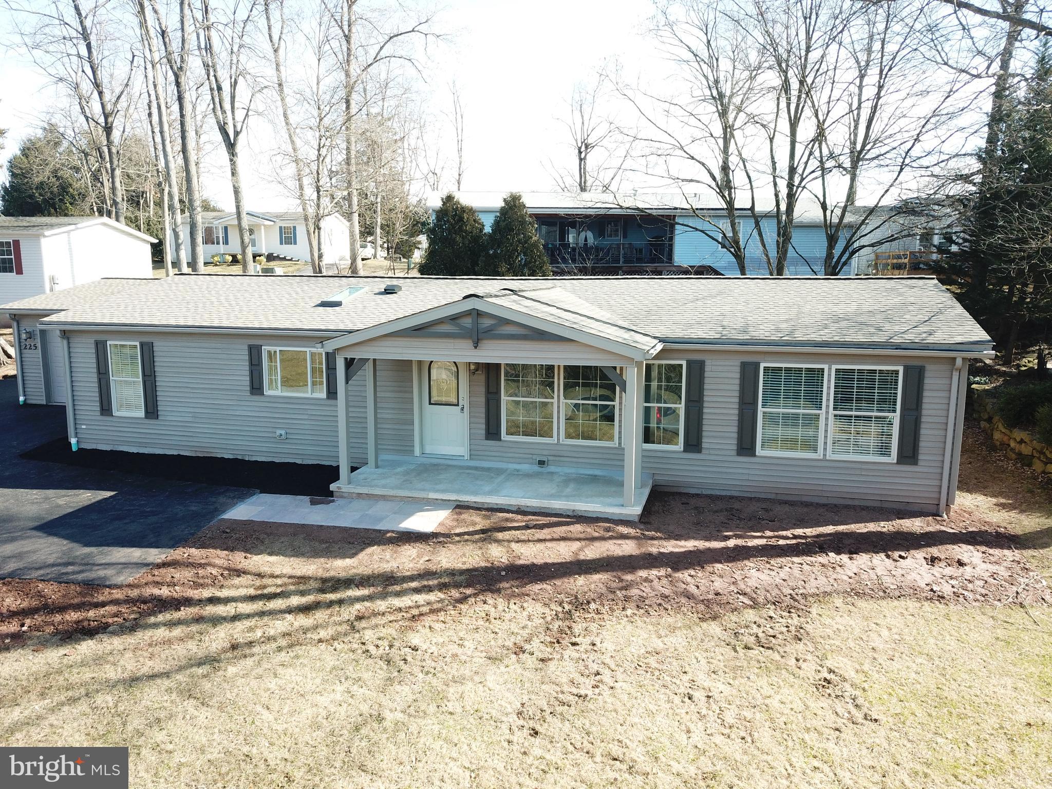 225 Runaway Road Abbottstown, PA 17301 - Photo 3 of 21 New High Efficiency HVAC System!
