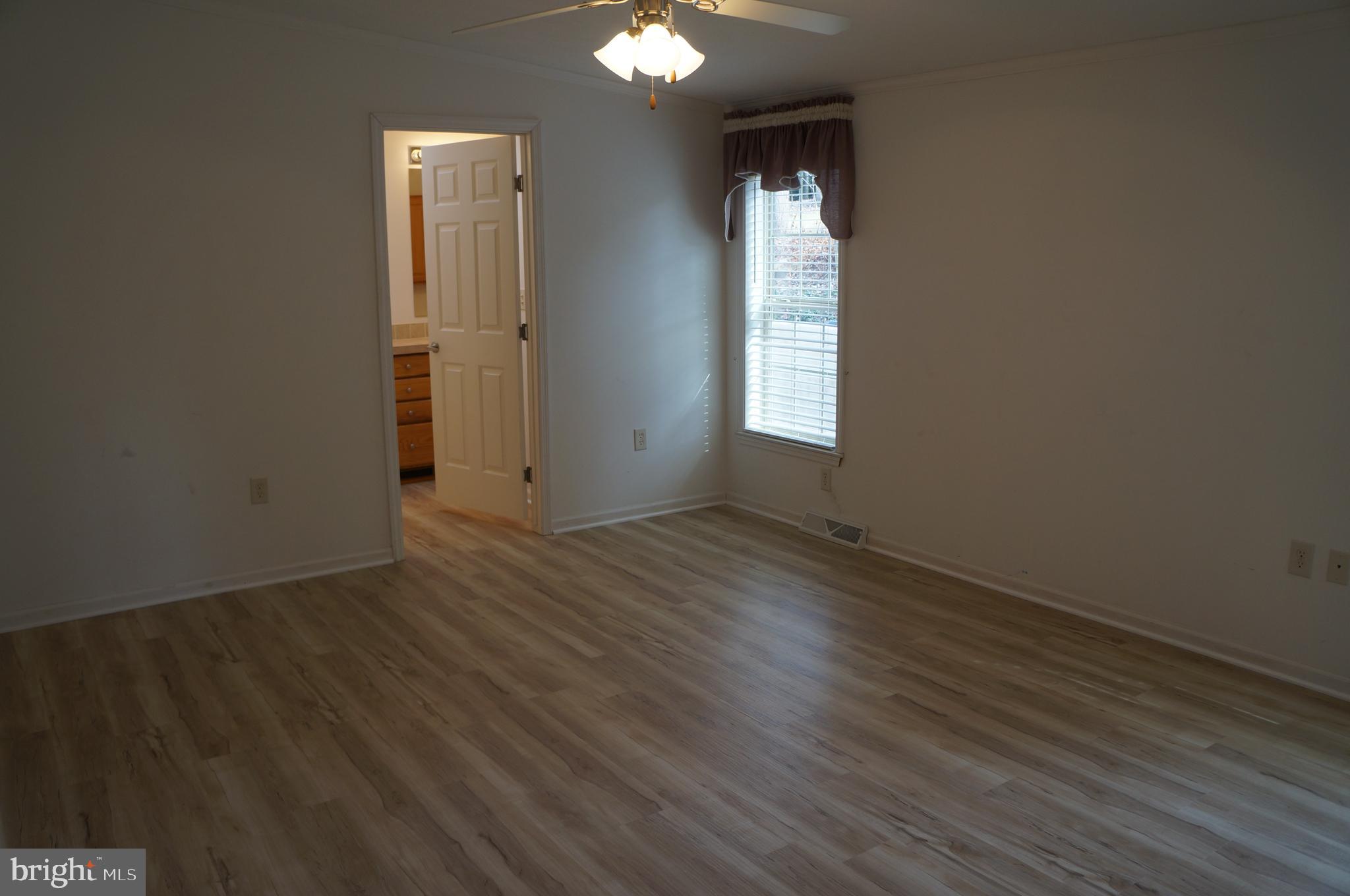 225 Runaway Road Abbottstown, PA 17301 - Photo 9 of 21 Gallery Image 9