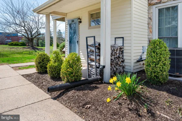 $370,000 | 204 Remington Court, Chalfont, PA 18914