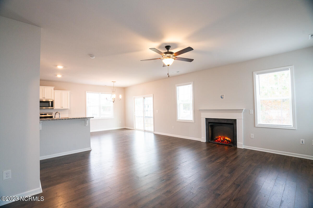134 Sandy Springs Road Aberdeen, NC 28315 - Photo 5 of 25 134 Sandy Springs Rd-25