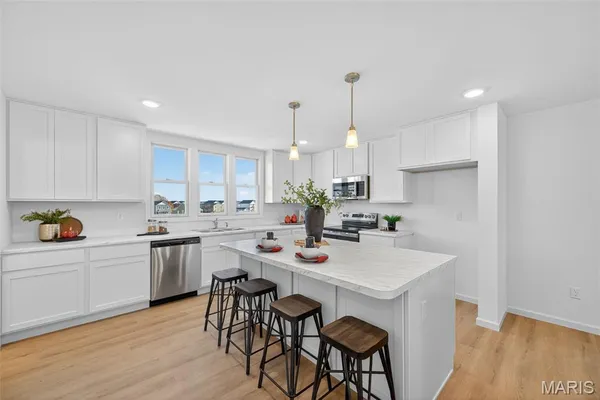 $369,900 | 5026 Becks Lndg Lane, St. Charles, MO 63301