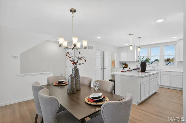 $378,985 | 5026 Becks Lndg Lane, St. Charles, MO 63301