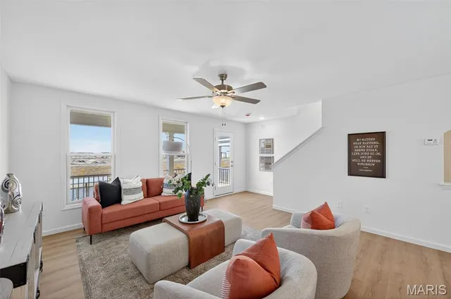 $378,985 | 5026 Becks Lndg Lane, St. Charles, MO 63301