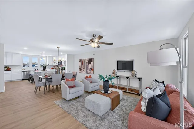 $378,985 | 5026 Becks Lndg Lane, St. Charles, MO 63301