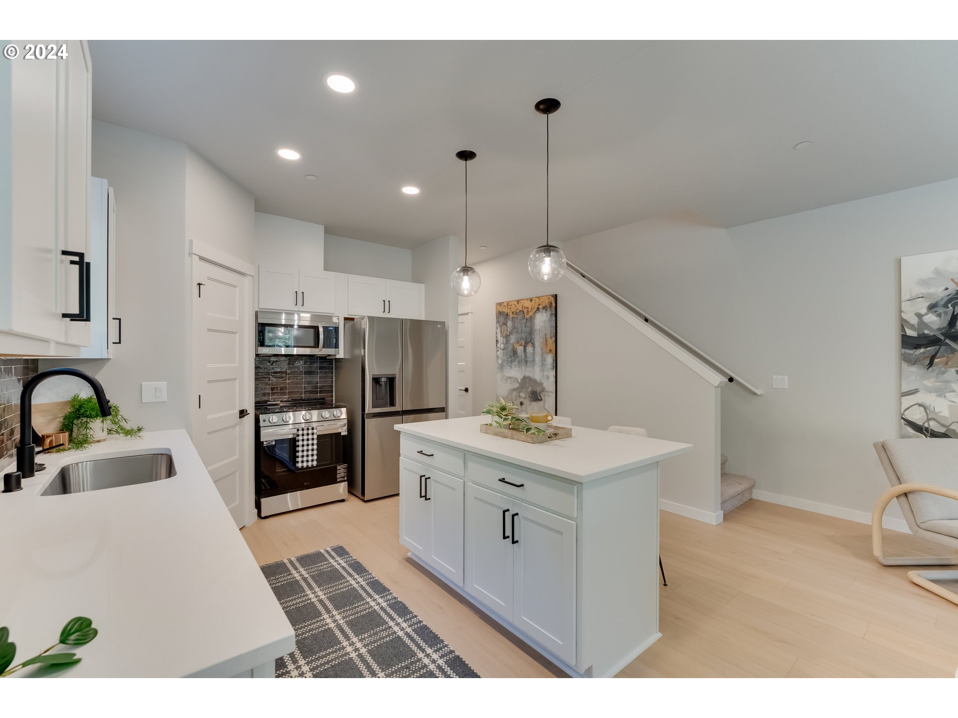 1243 Northwest Couch Street Camas, WA 98607 - Photo 10 of 32 Gallery Image 10
