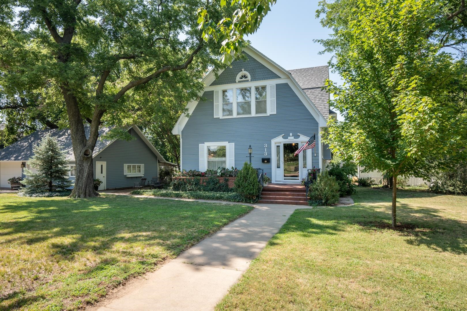 313 East C Avenue Kingman, KS 67068 - Photo 3 of 36