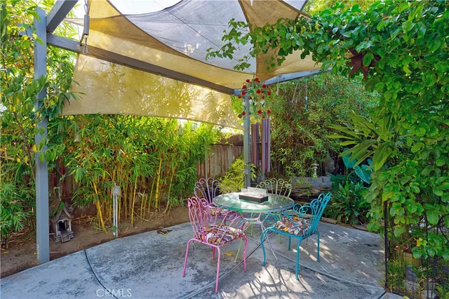 a view of outdoor space yard and patio