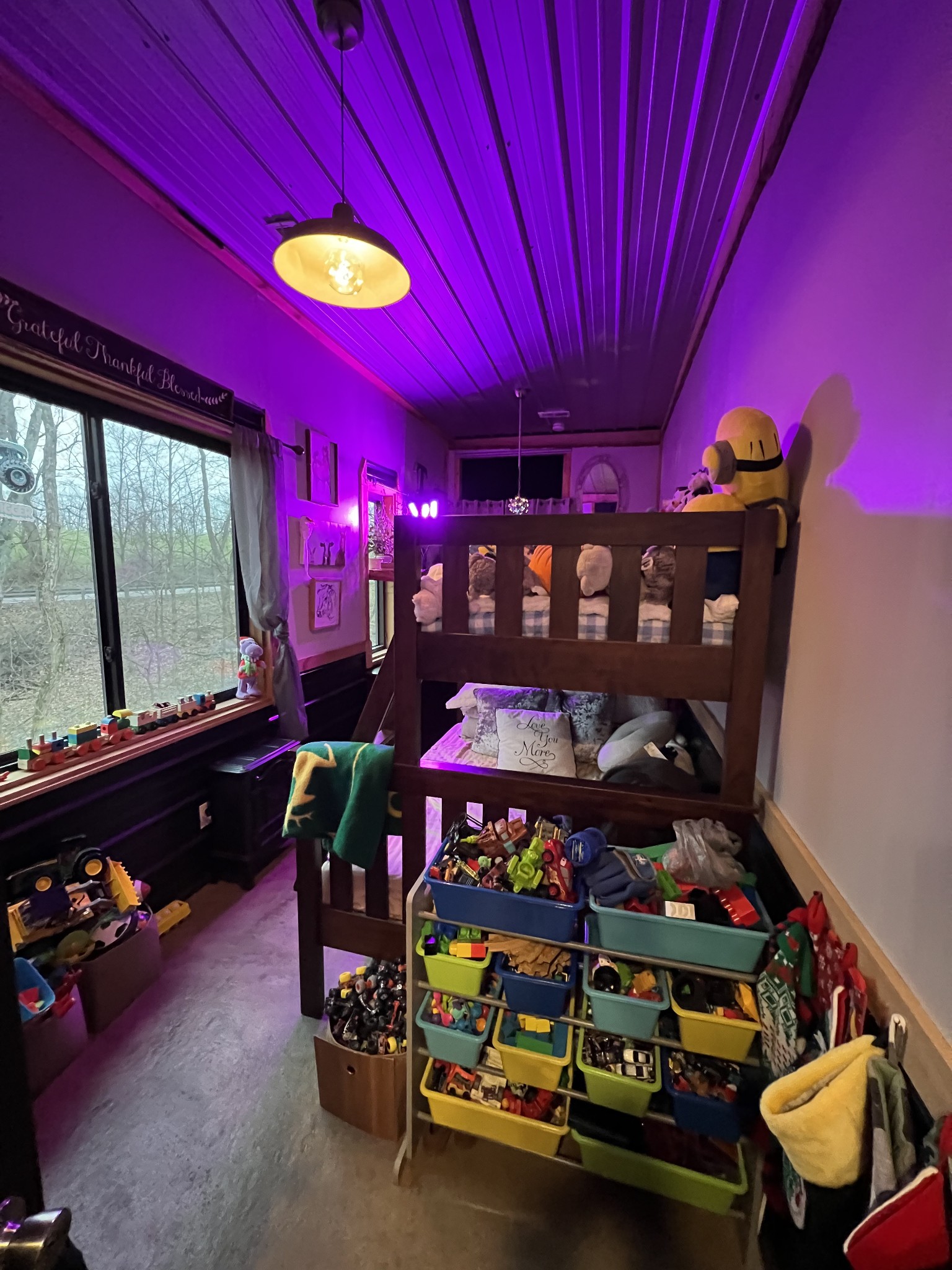 75 New Harmony Road Lafayette, TN 37083 - Photo 24 of 45 a room with musical instruments