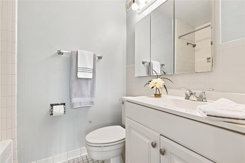 1150 Bower Hill Road, Unit 905A Pittsburgh, PA 15243 - Photo 21 of 31