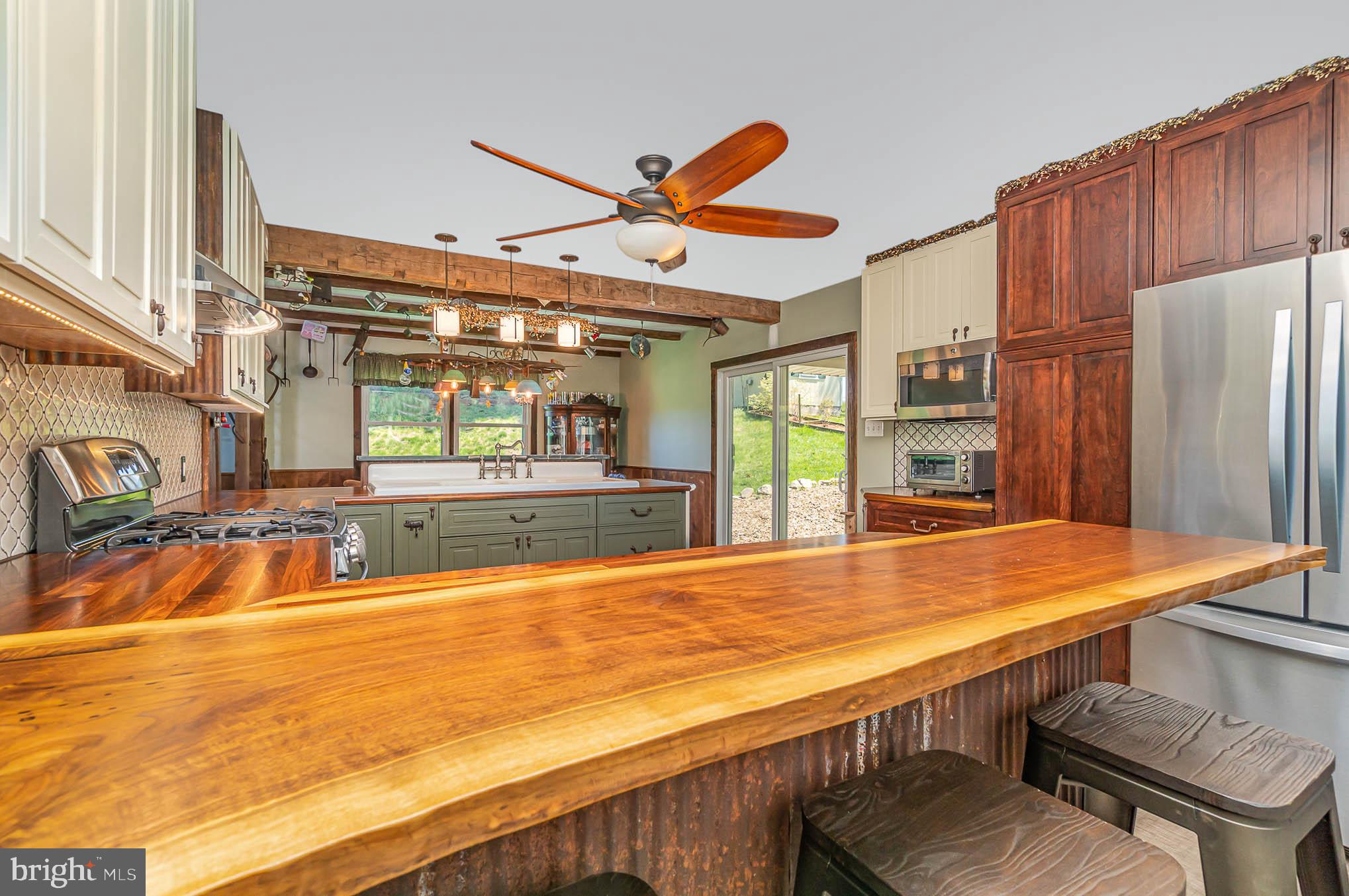 338 Wallicks Road York, PA 17406 - Photo 14 of 37 Gallery Image 14