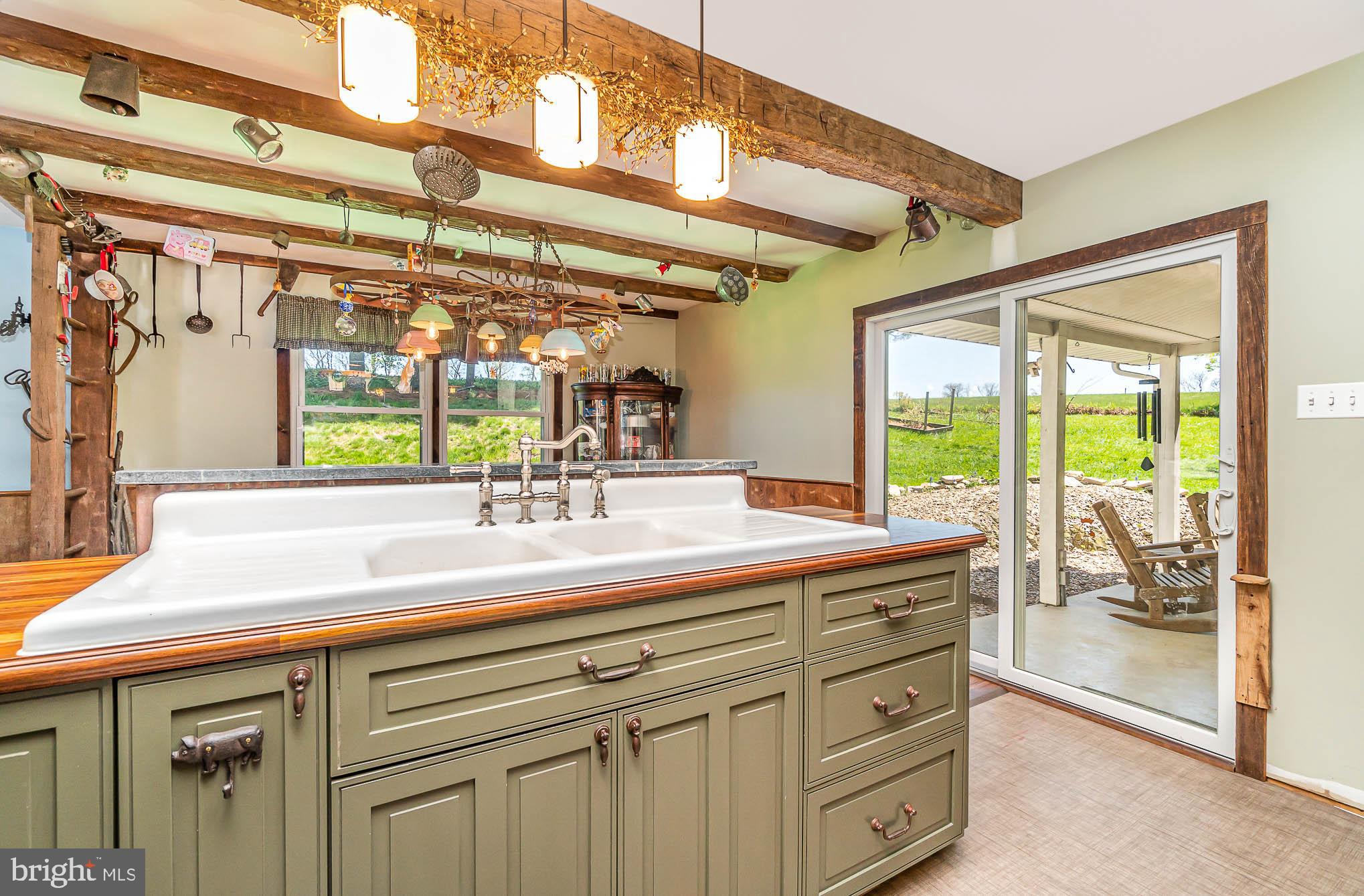 338 Wallicks Road York, PA 17406 - Photo 15 of 37 Gallery Image 15