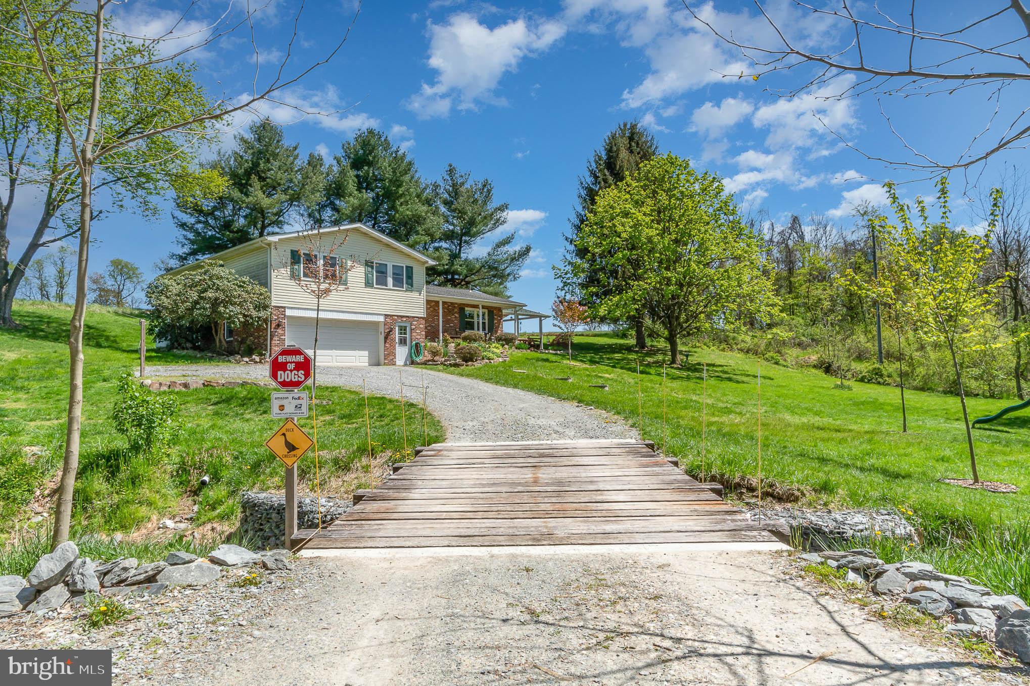 338 Wallicks Road York, PA 17406 - Photo 3 of 37 Gallery Image 3