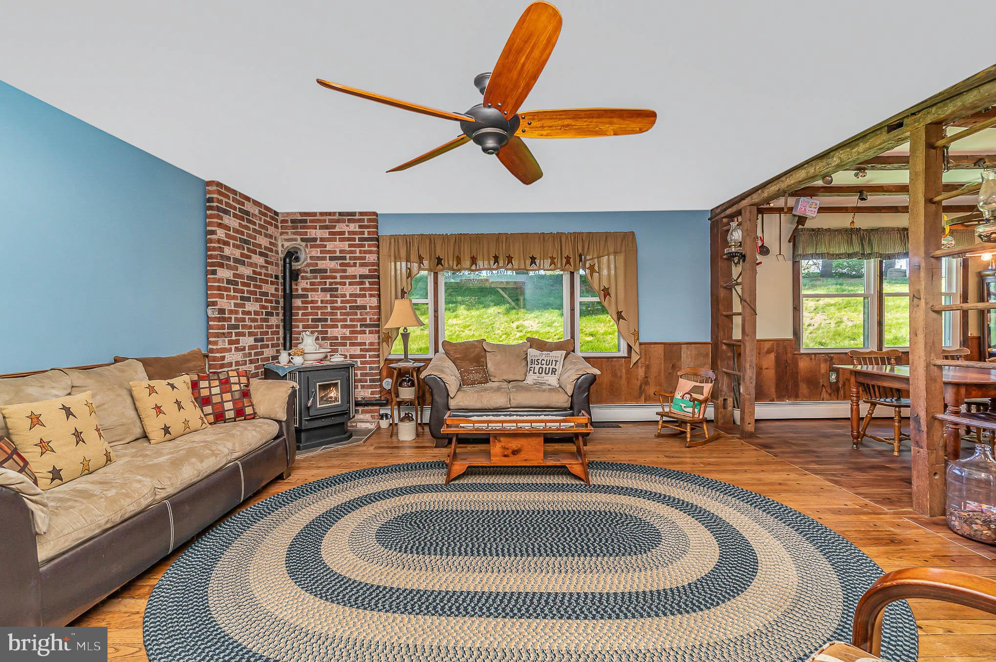 338 Wallicks Road York, PA 17406 - Photo 6 of 37 Gallery Image 6