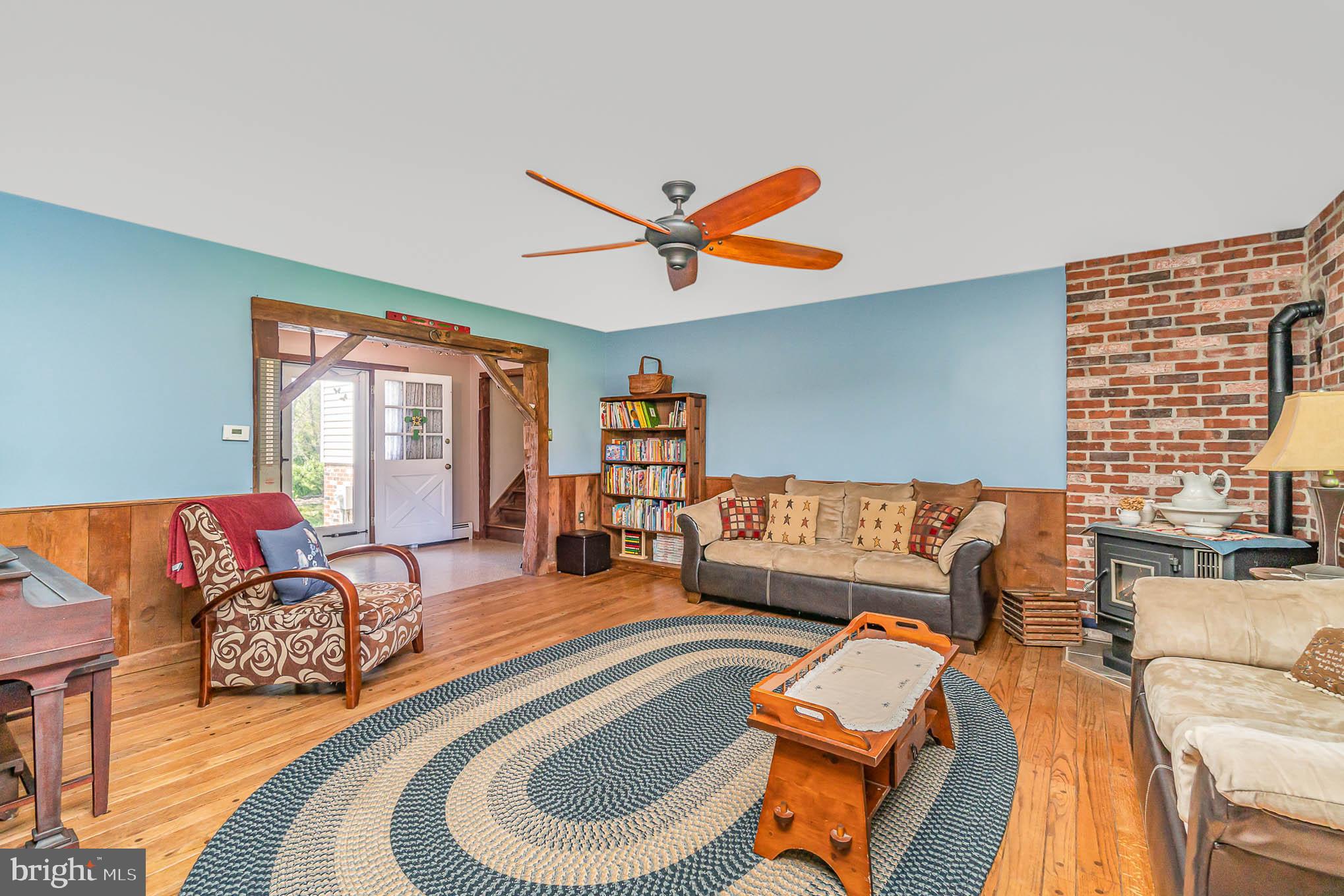 338 Wallicks Road York, PA 17406 - Photo 7 of 37 Gallery Image 7
