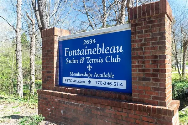$649,999 | 2652 Fontainebleau Drive, Dunwoody, GA 30360