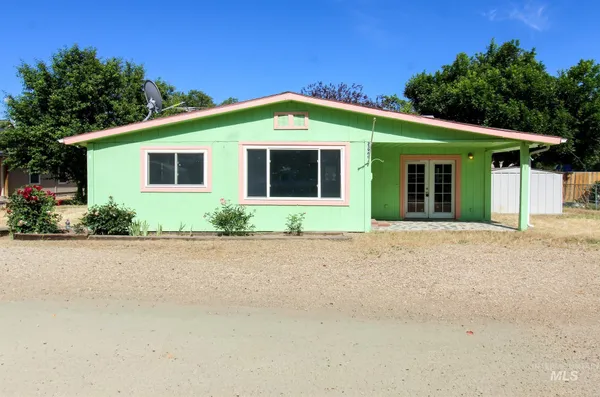 $289,900 | 25960 Vermont Street, Parma, ID 83660