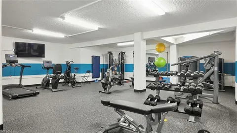 $999,000 | 3951 Gulf Shore Boulevard North, Unit 302, Naples, FL 34103