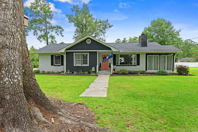 $310,000 | 208 Sherwood Drive, Conway, SC 29526
