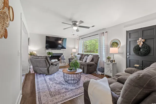 $310,000 | 208 Sherwood Drive, Conway, SC 29526