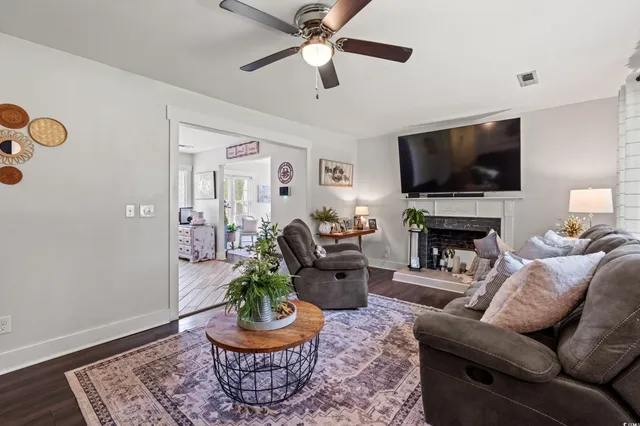 $310,000 | 208 Sherwood Drive, Conway, SC 29526