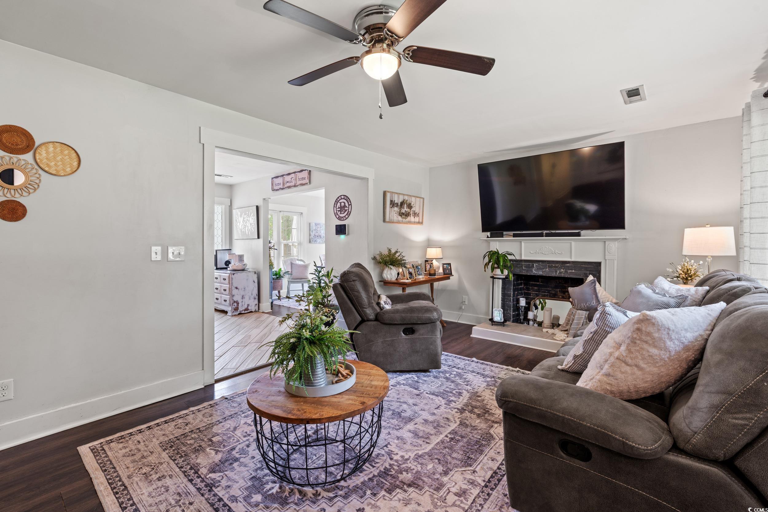 208 Sherwood Drive Conway, SC 29526 - Photo 5 of 40