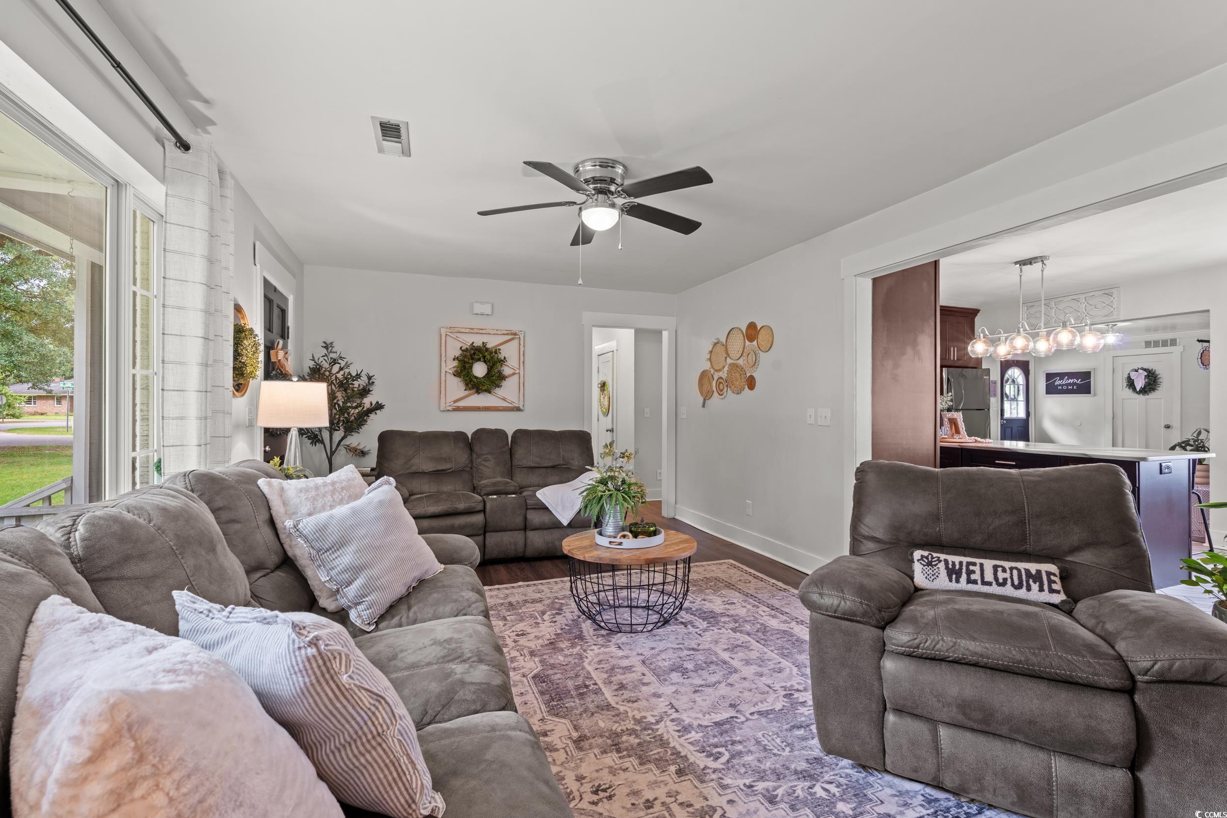 208 Sherwood Drive Conway, SC 29526 - Photo 6 of 40