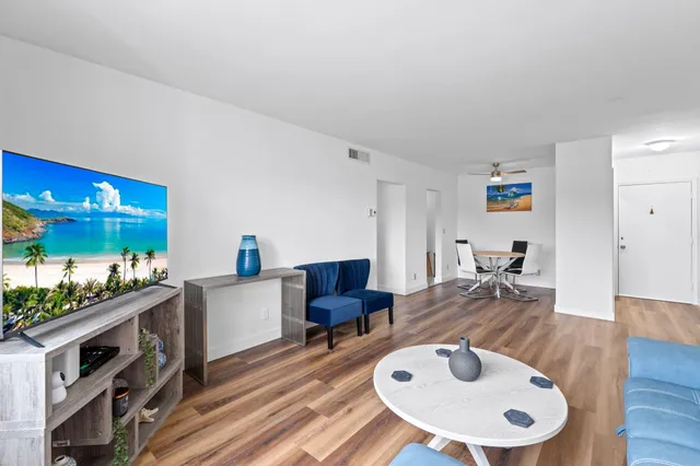 $159,999 | 418 South Cypress Road, Unit 128, Pompano Beach, FL 33060