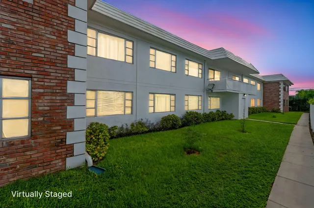 $159,999 | 418 South Cypress Road, Unit 128, Pompano Beach, FL 33060