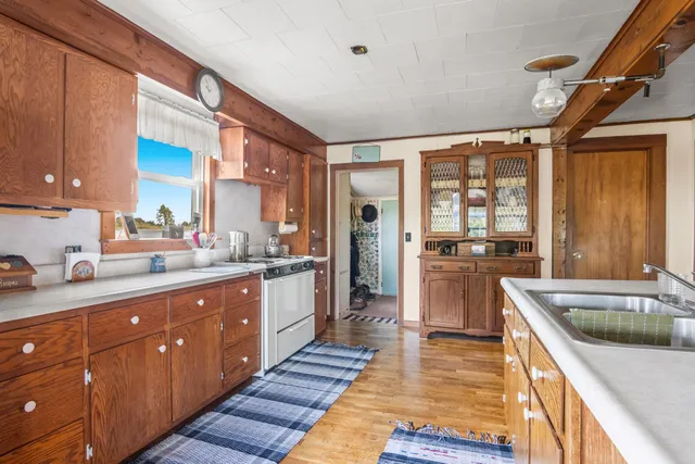 $624,900 | 14654 190th Avenue, Leroy, MI 49655