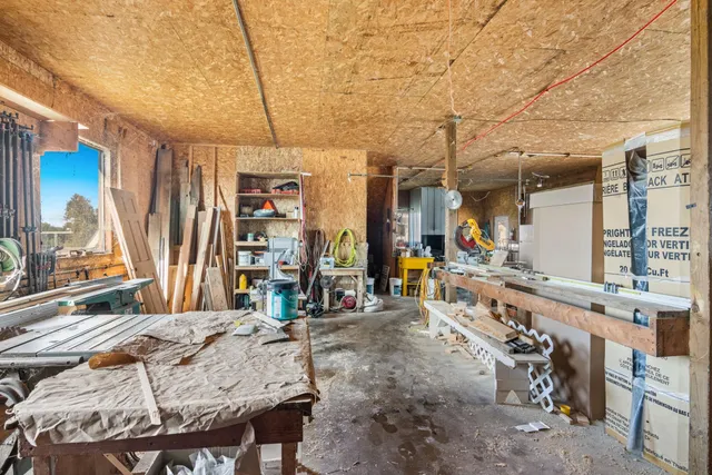 $624,900 | 14654 190th Avenue, Leroy, MI 49655