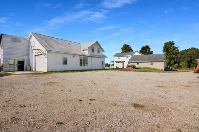 $624,900 | 14654 190th Avenue, Leroy, MI 49655