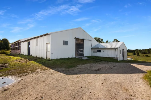 $624,900 | 14654 190th Avenue, Leroy, MI 49655