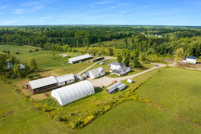 $624,900 | 14654 190th Avenue, Leroy, MI 49655