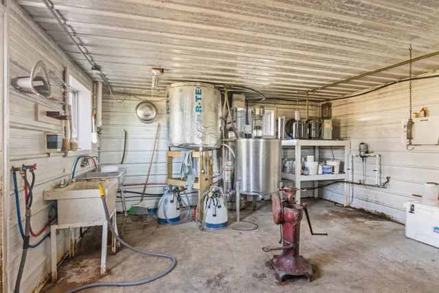 $624,900 | 14654 190th Avenue, Leroy, MI 49655