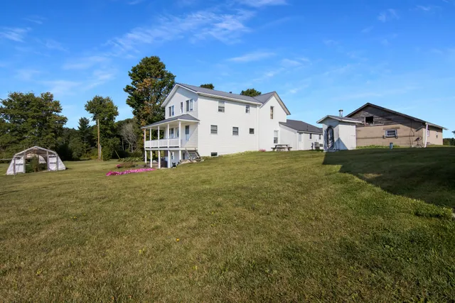 $624,900 | 14654 190th Avenue, Leroy, MI 49655