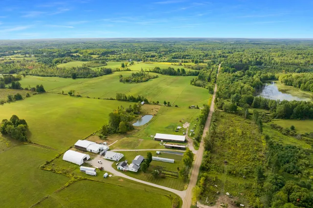 $624,900 | 14654 190th Avenue, Leroy, MI 49655