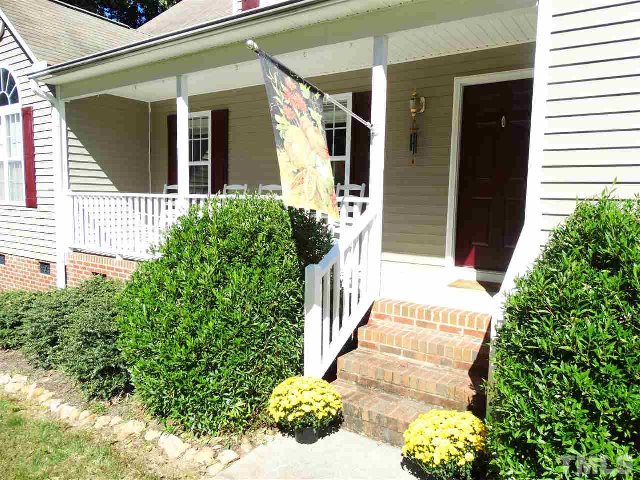 6209 Silver Spring Court Willow Spring, NC 27592 - Photo 3 of 25 Gallery Image 3