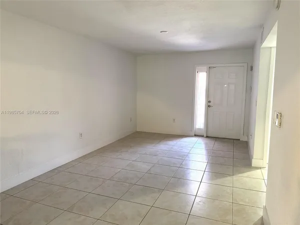$2,350 | 1260 Southeast 28th Court, Unit 104, Homestead, FL 33035