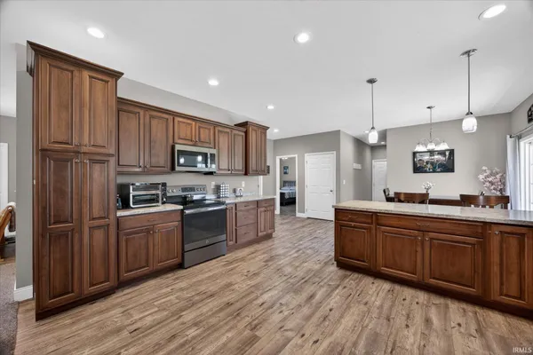 $525,000 | 5935 Sand Pit Road, Bedford, IN 47421